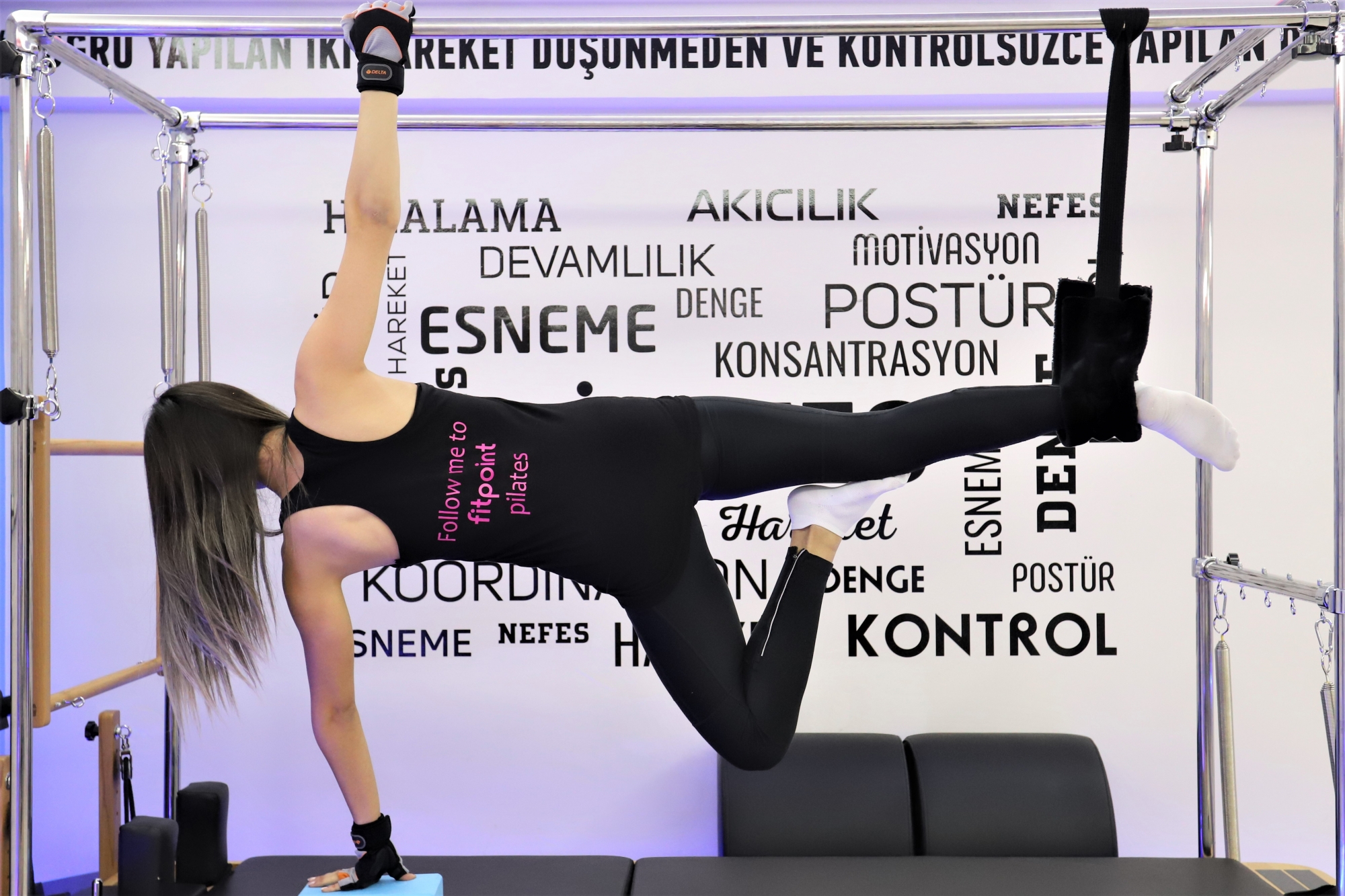 Afyon spor merkezi, afyon fitness merkezi, afyon spor salonu, afyon spor salonları, afyon fitness salonları, afyon pilates, afyonkarahisar spor salonu, spor salonu, afyon bayanlara özel spor salonu